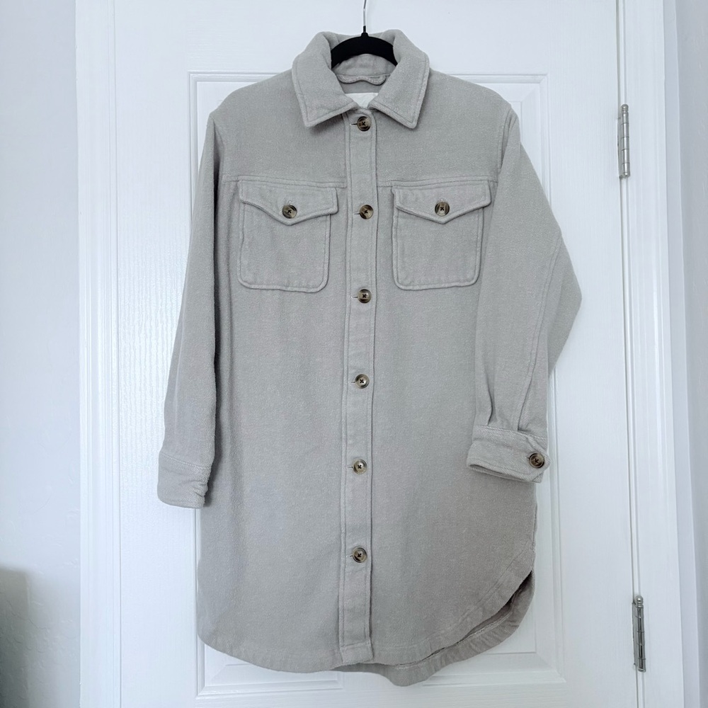 Aerie Stone Gray Heavy Flannel
Shirt Jacket